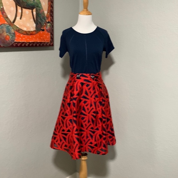 Anthropologie Eva Franco size 0 brocade navy/red skirt GUC. - Picture 2 of 8